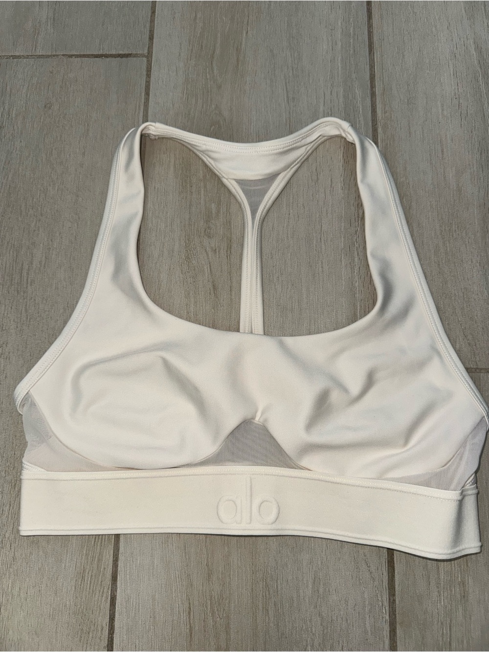 ALO Yoga Cream Racerback T-Back Sports Bra with Mesh Insets